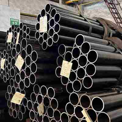 ASTM A519 Ferrosuz Metal Madenciliği İçin Dikişsiz Yapılı Alloy Steel Oil Well Drill Pipe
