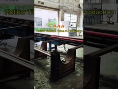 Üretimde bulunan boş titanyum borular